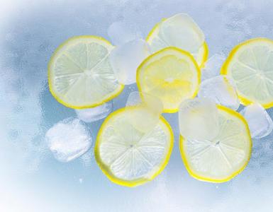 Лимонный сок для волос: рецепты для осветления и ополаскивания